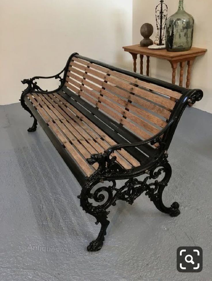 Dreamline 3 Seater Cast Iron Garden Bench